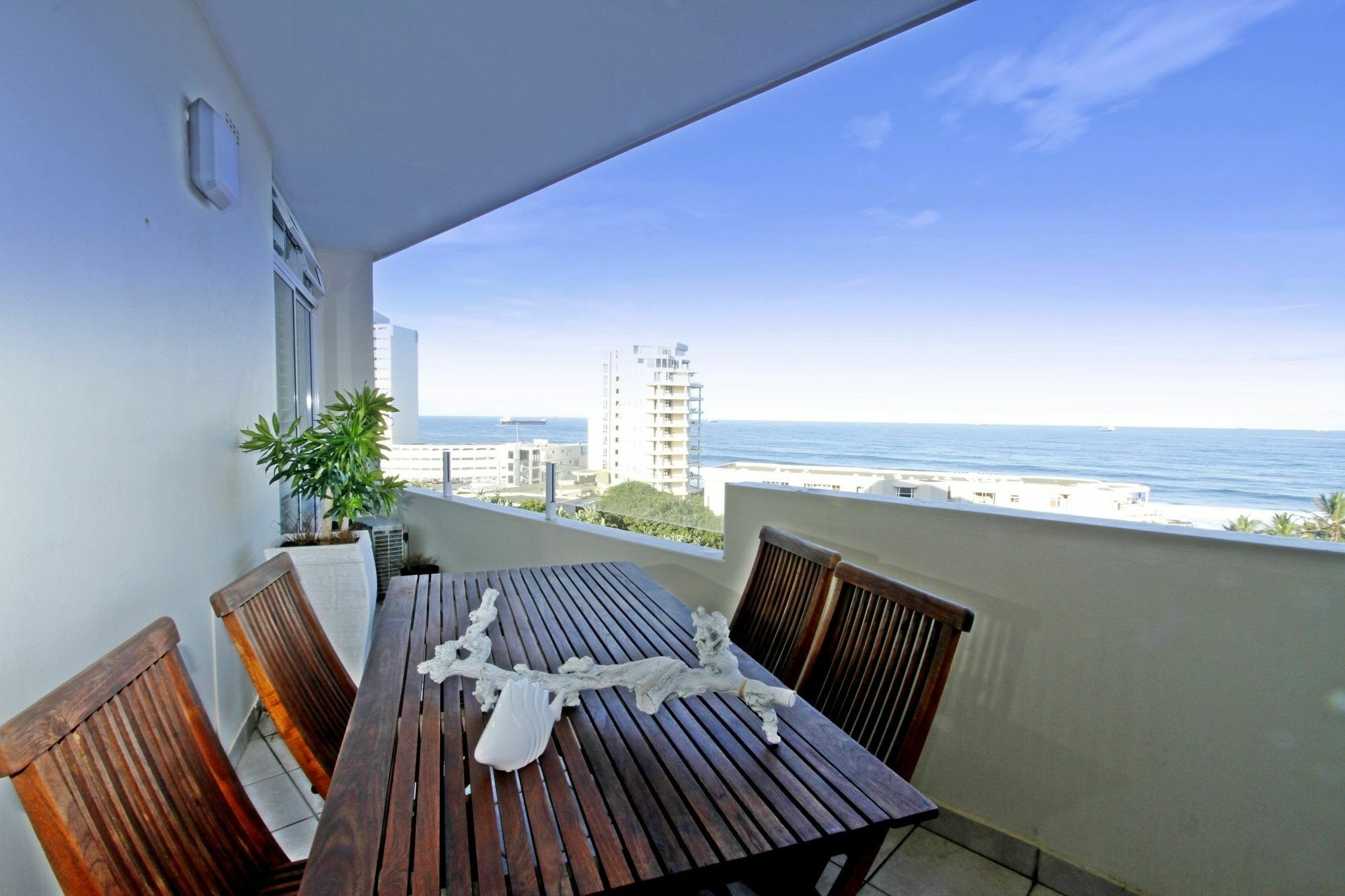 34 Sea Lodge - By Stay In Umhlanga Durban Exterior photo